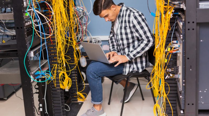 Redundancy in Cloud Computing: Ensuring Uninterrupted Services